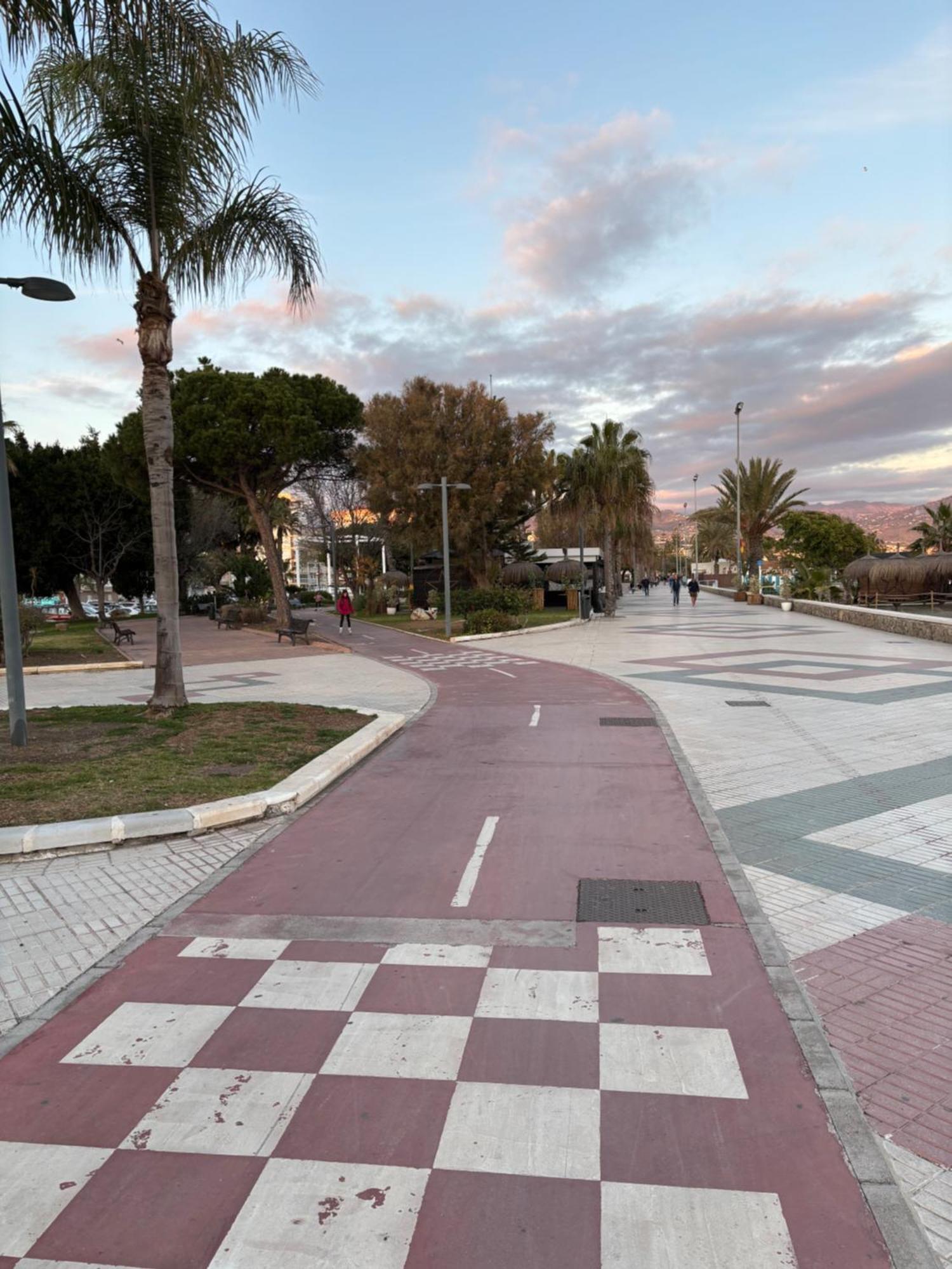 Estudio En Torre Del Mar A 3 Minutos Andando De La Playa Buitenkant foto